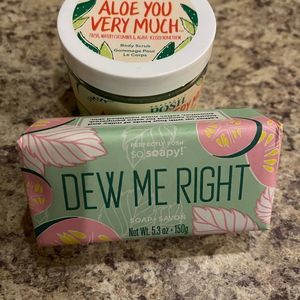 💥Host pick 💥 Dew Me Right so soapy  Aloe You Very Much scrub
